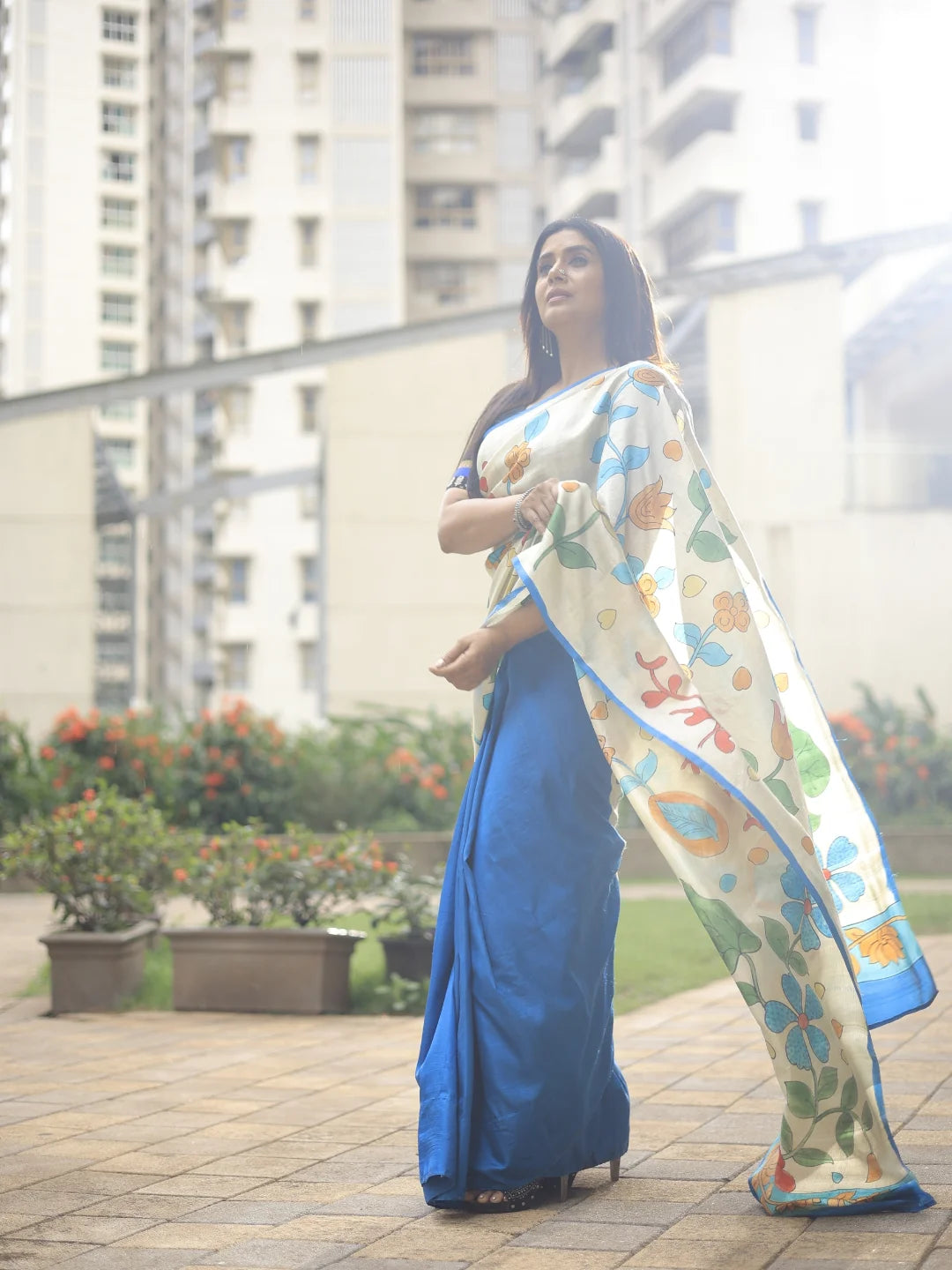 Sonali Kulkarni in Ushn Kalamkari Saree