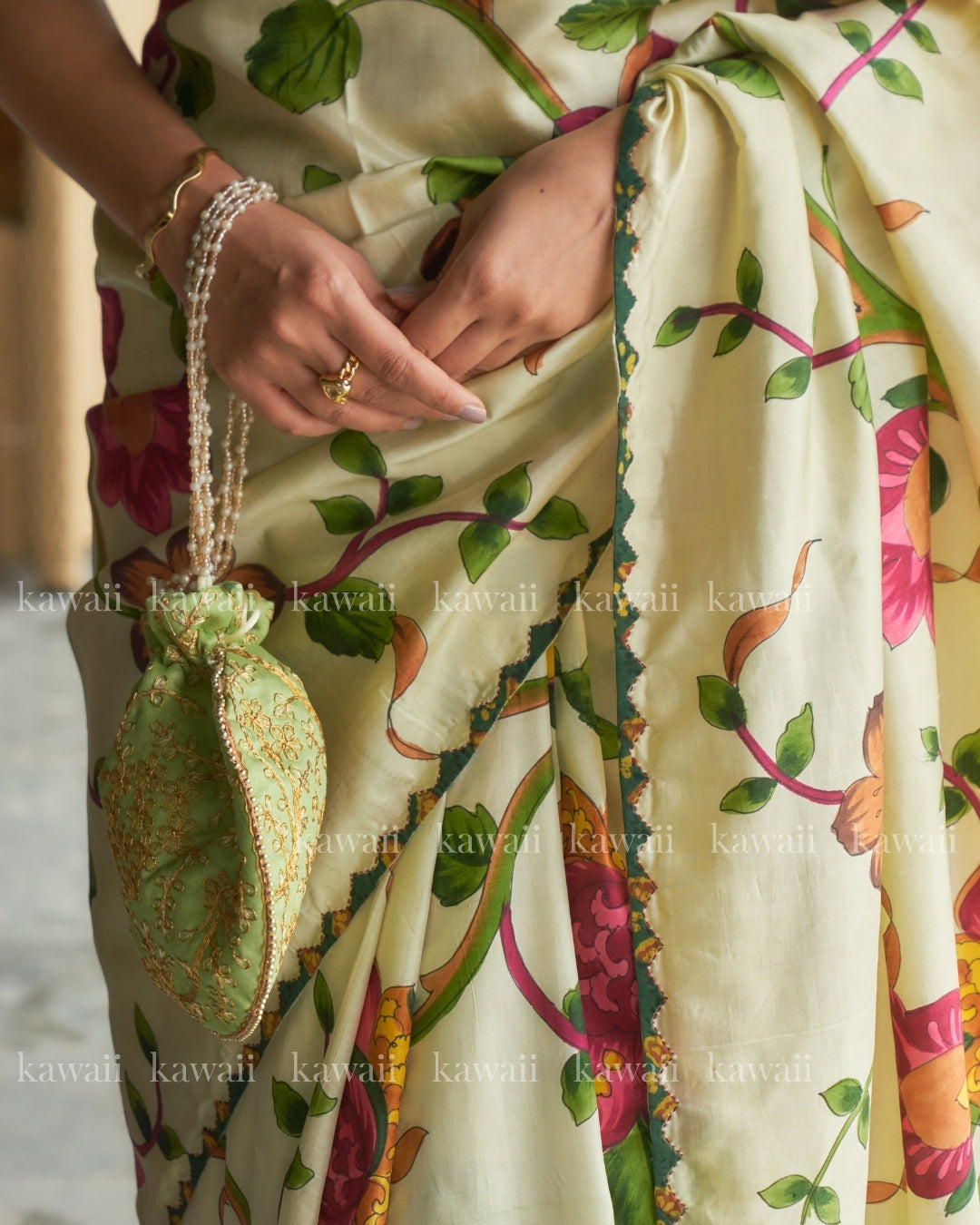 Varishi Handpainted Kalamkari Design Saree