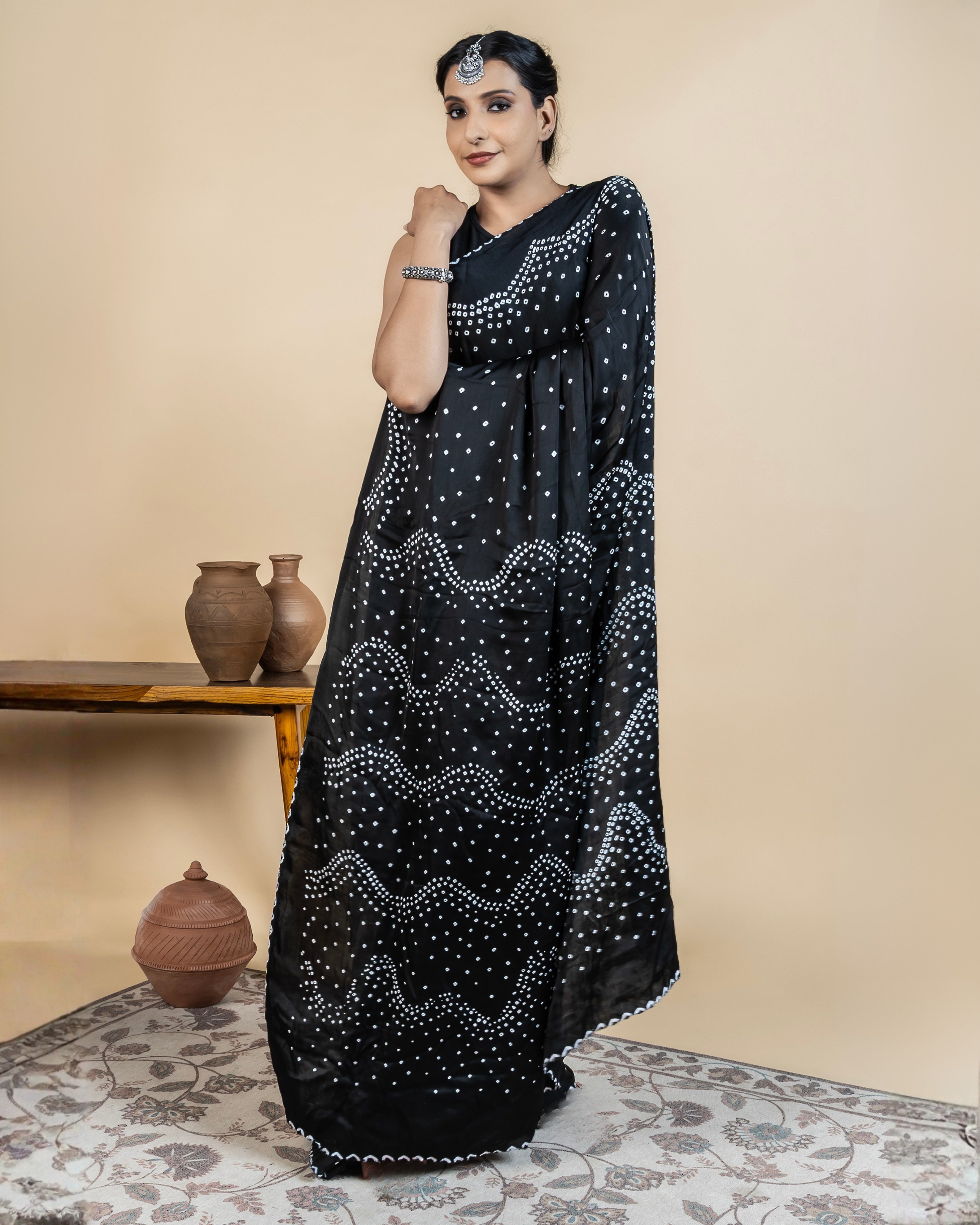 Sitara Bandhani Saree