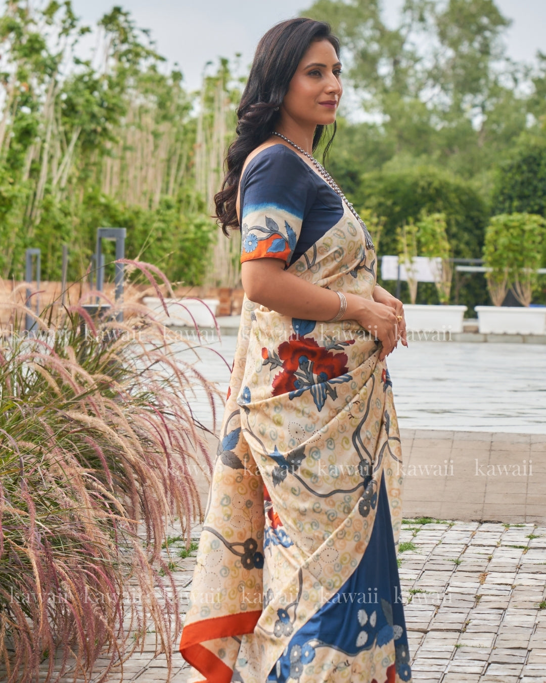 Surmayi Handpainted Kalamkari Design Saree