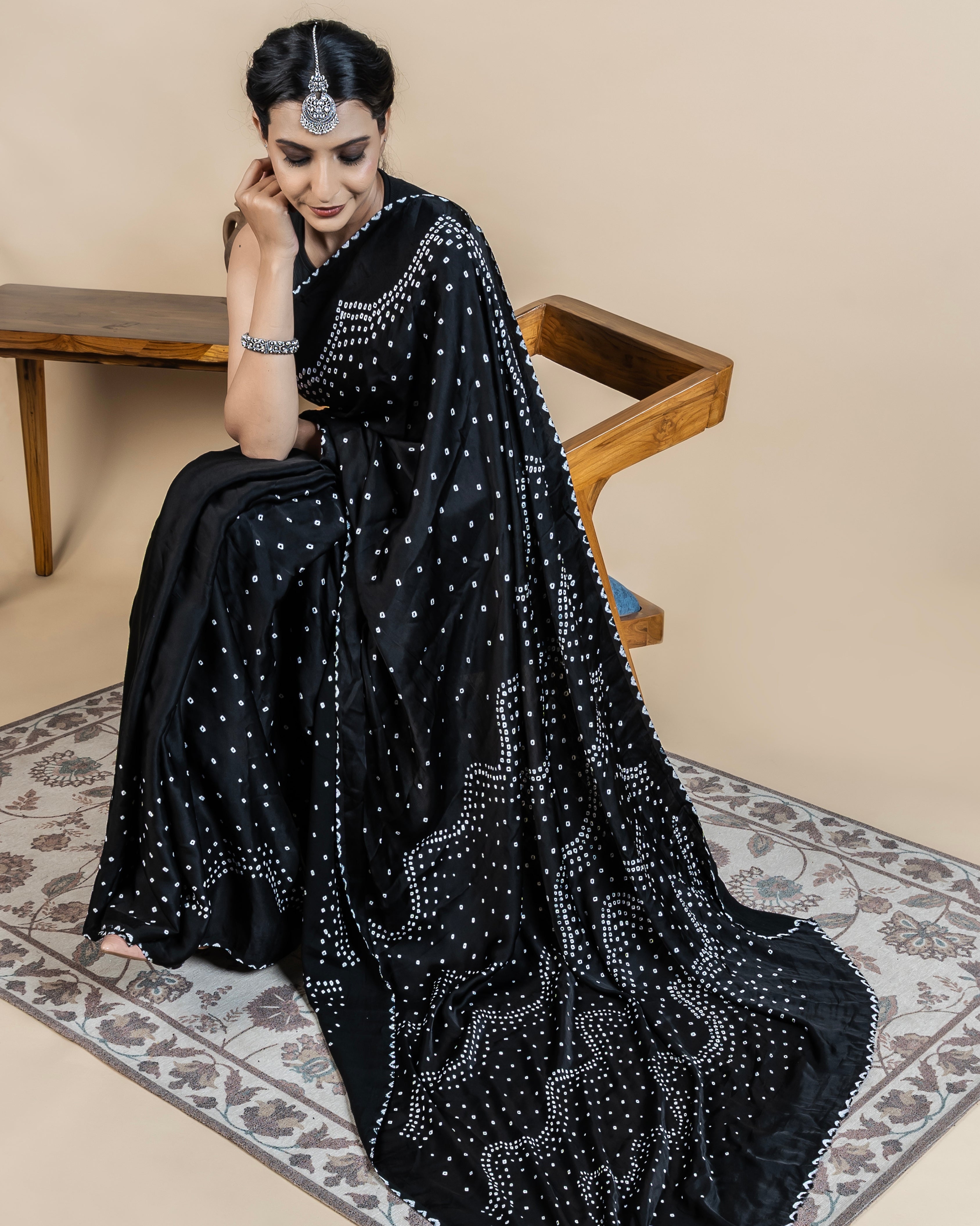 Sitara Bandhani Saree