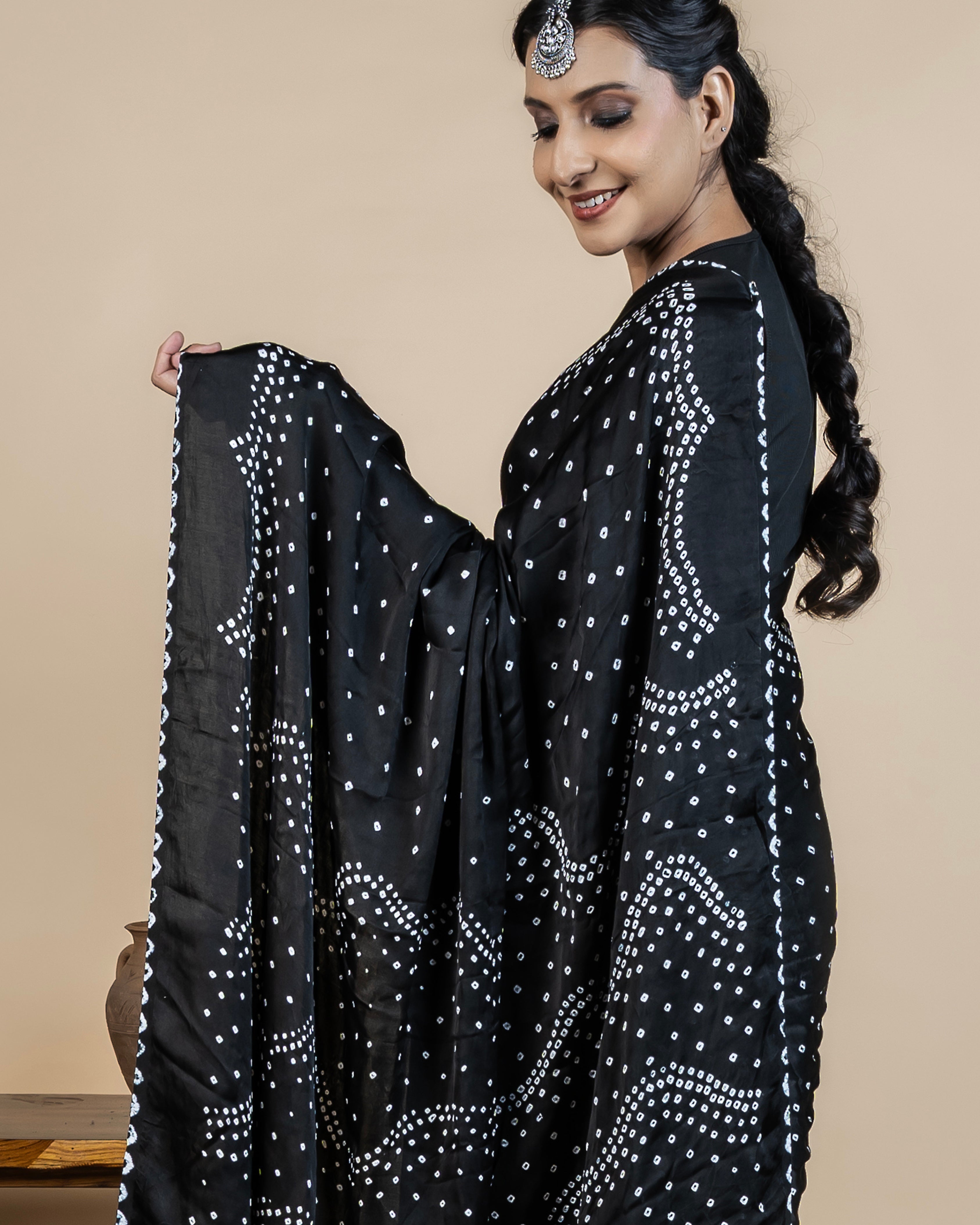 Sitara Bandhani Saree