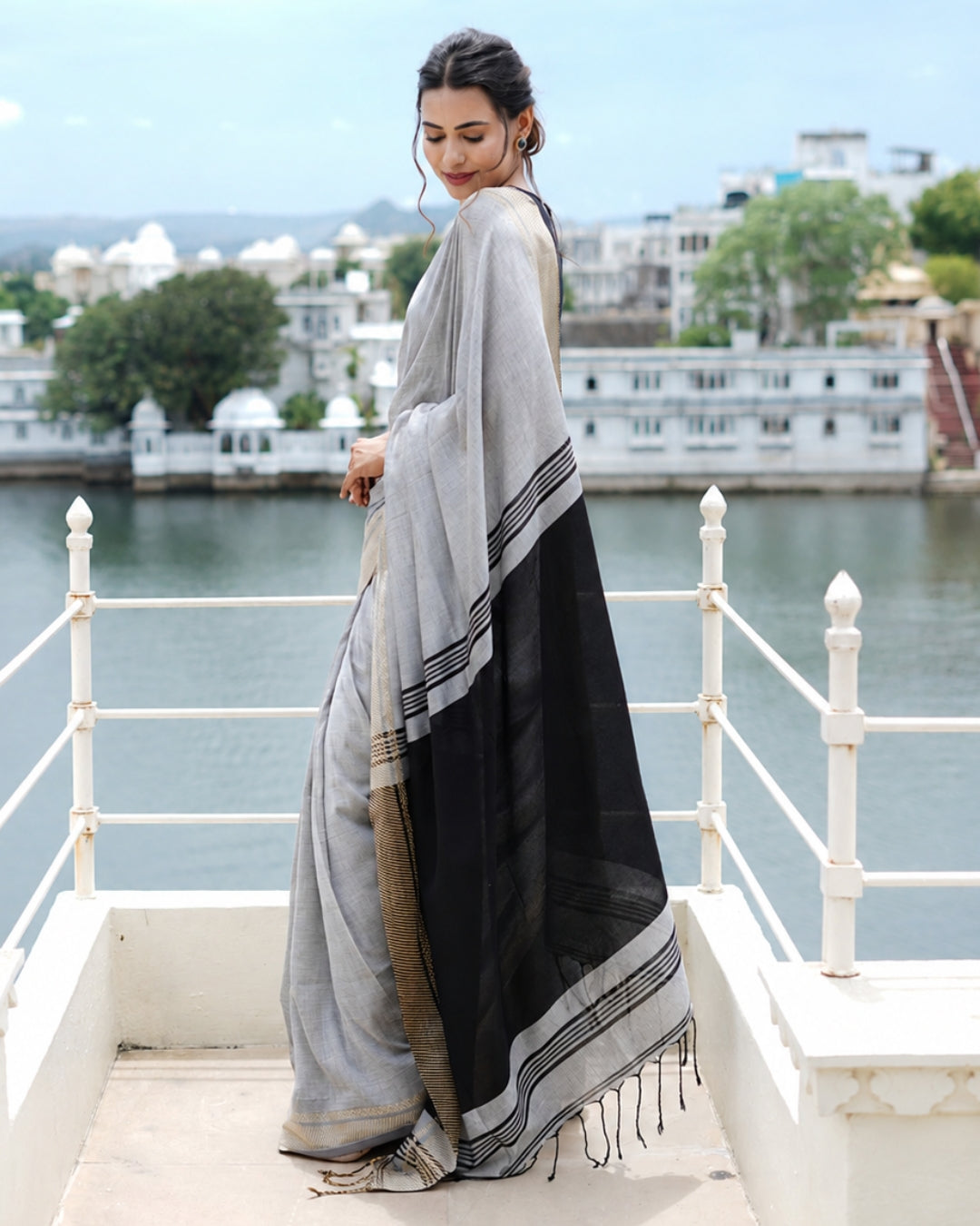 Chola Black and Grey Handloom Cotton Saree