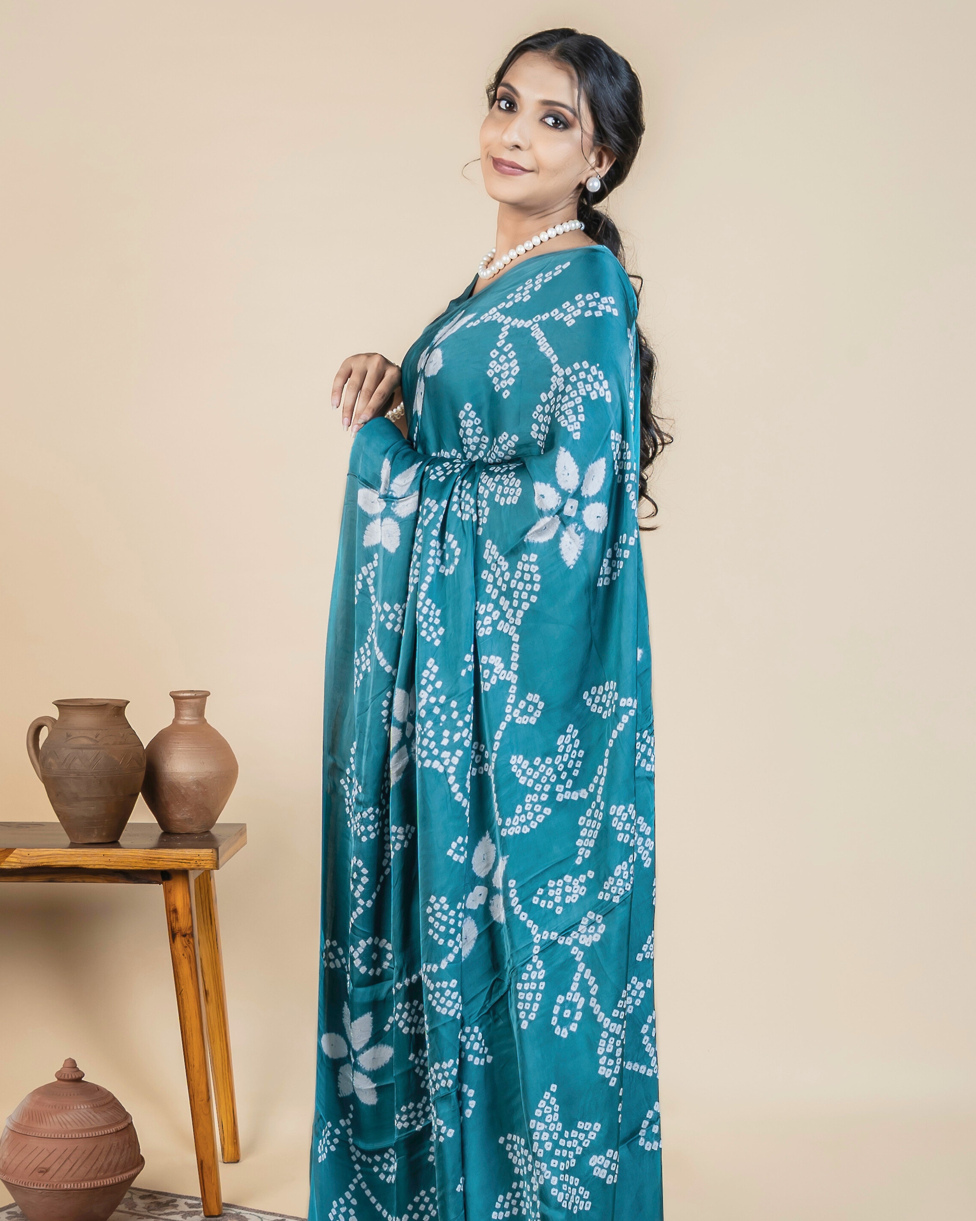 Taran Bandhani Saree