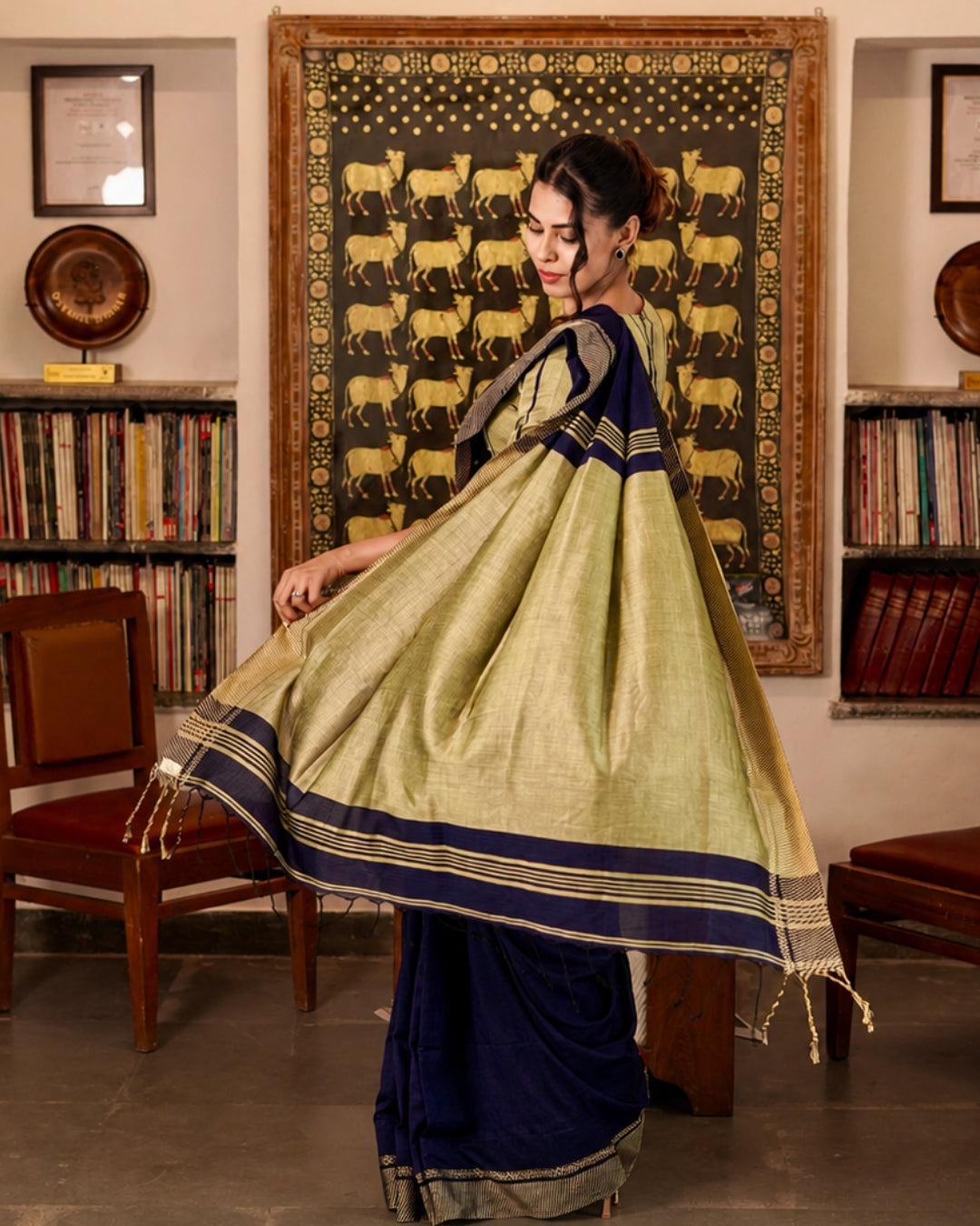Vaani Royal Blue and Lime Green Handloom Cotton Saree