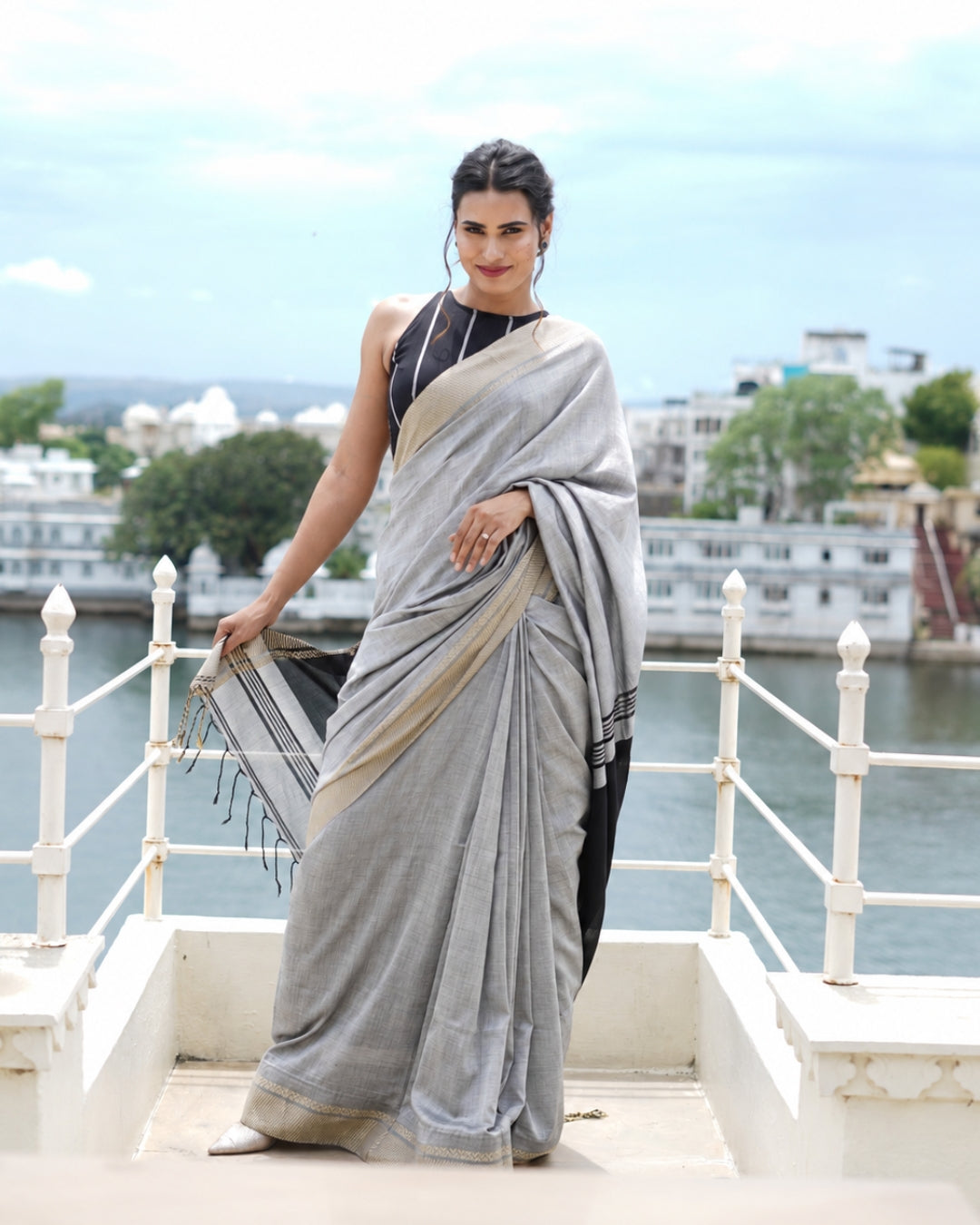 Chola Black and Grey Handloom Cotton Saree