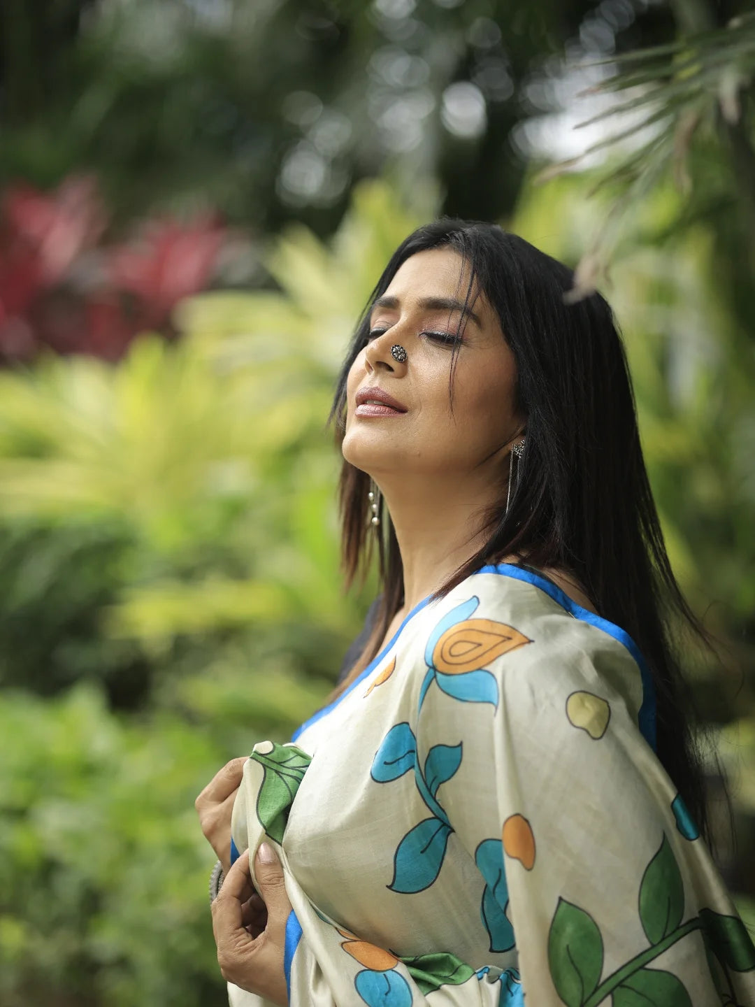 Sonali Kulkarni in Ushn Kalamkari Saree