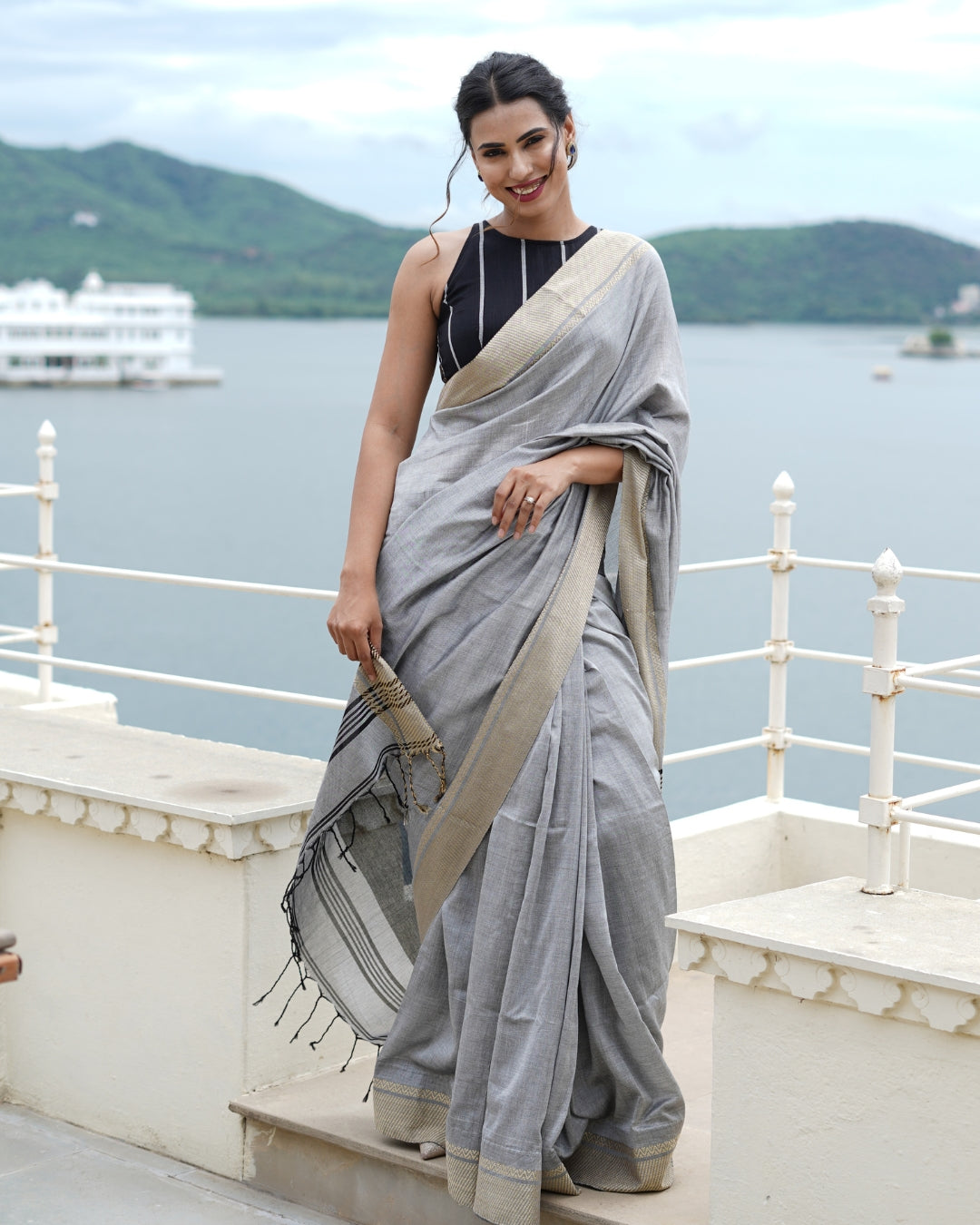 Chola Black and Grey Handloom Cotton Saree