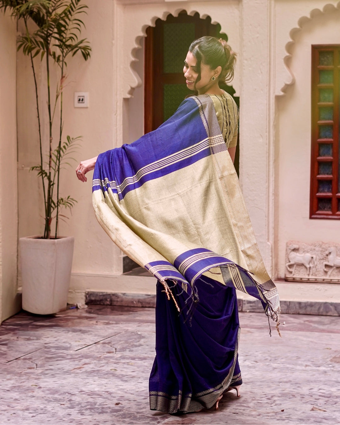 Vaani Royal Blue and Lime Green Handloom Cotton Saree