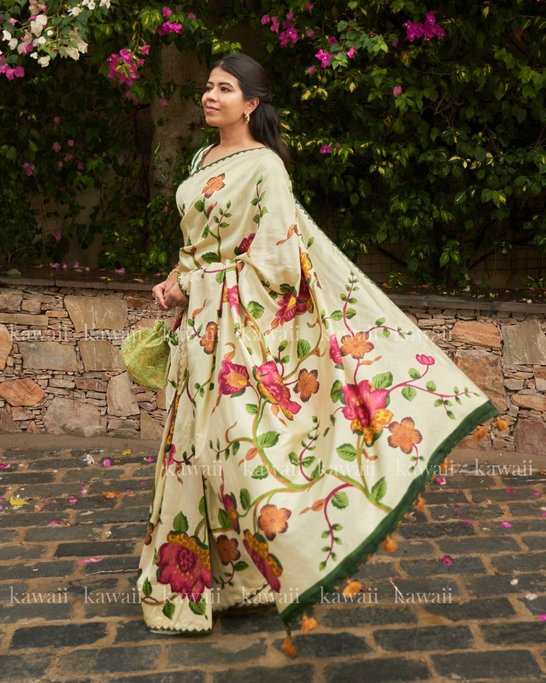 Varishi Handpainted Kalamkari Design Saree
