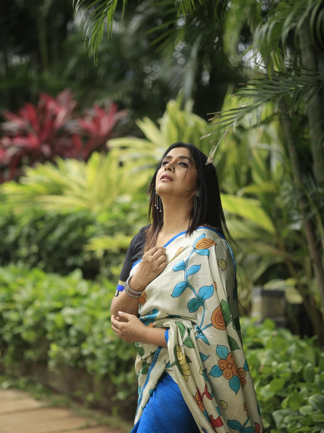 Sonali Kulkarni in Ushn Kalamkari Saree
