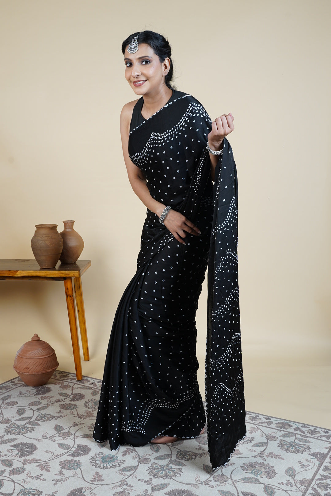 Sitara Bandhani Saree