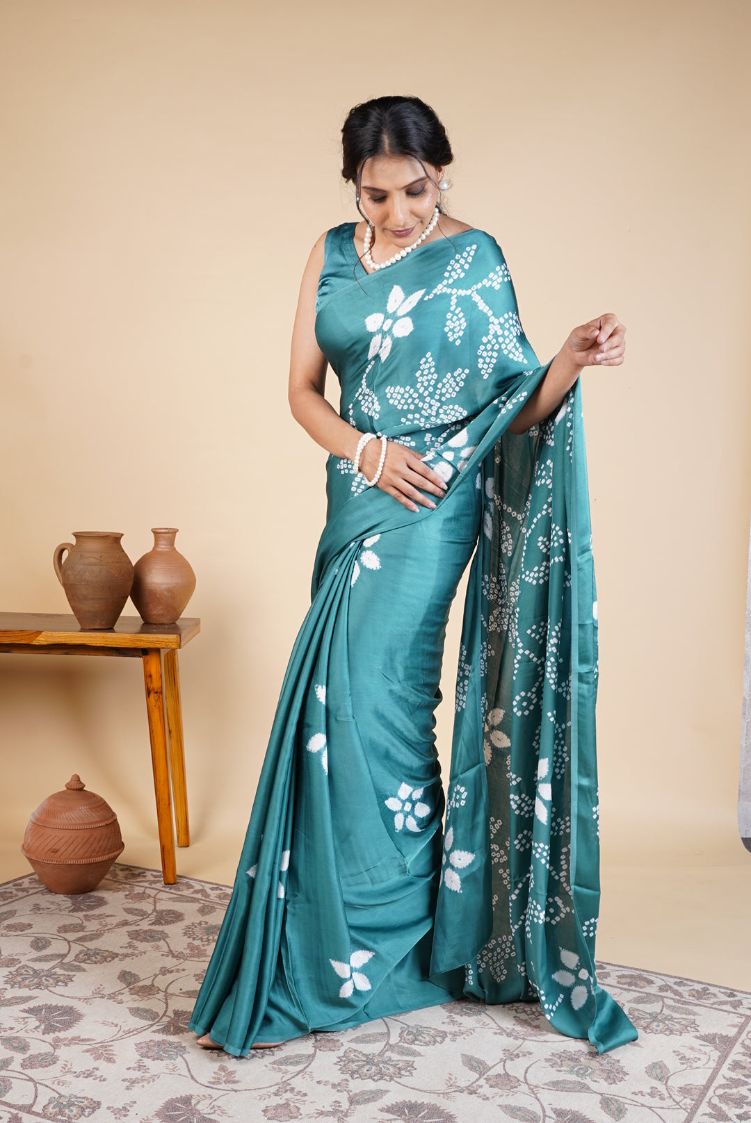 Taran Bandhani Saree