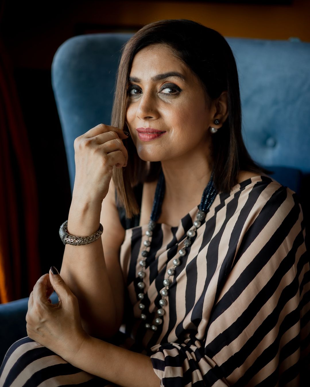 Sonali Kulkarni in Saanvi Ajrakh Saree