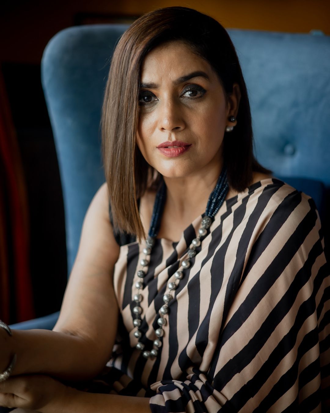 Sonali Kulkarni in Saanvi Ajrakh Saree