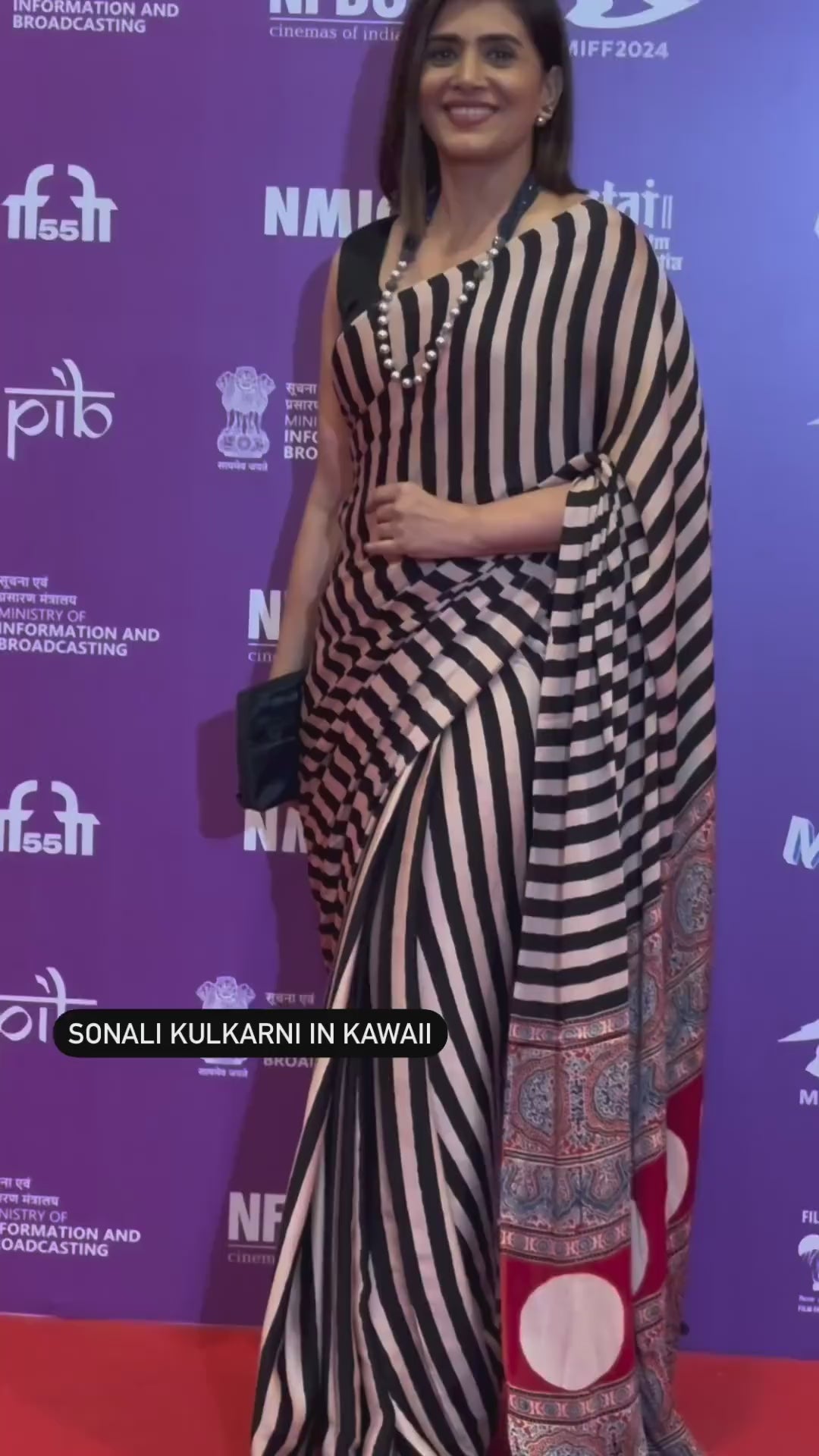 Sonali Kulkarni in Saanvi Ajrakh Saree