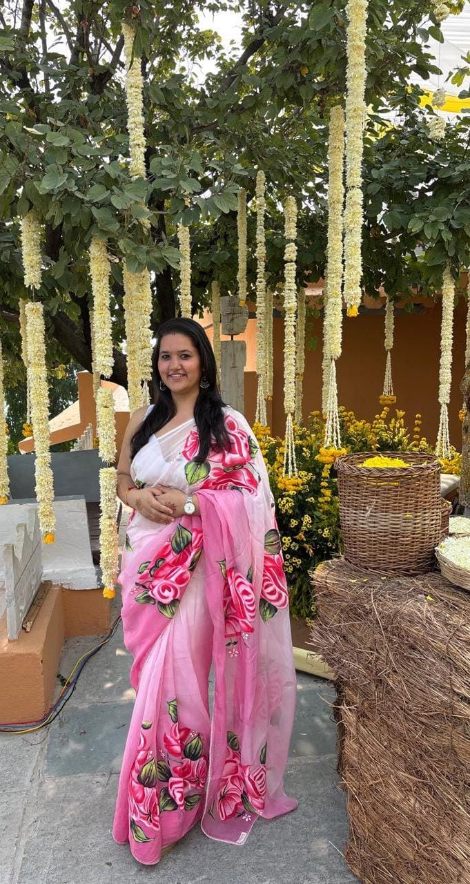 Gulaabo Floral Saree